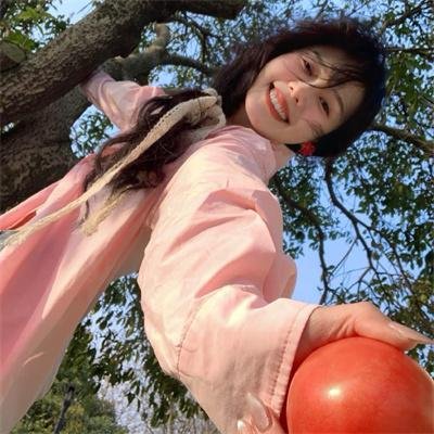 艾拉女士